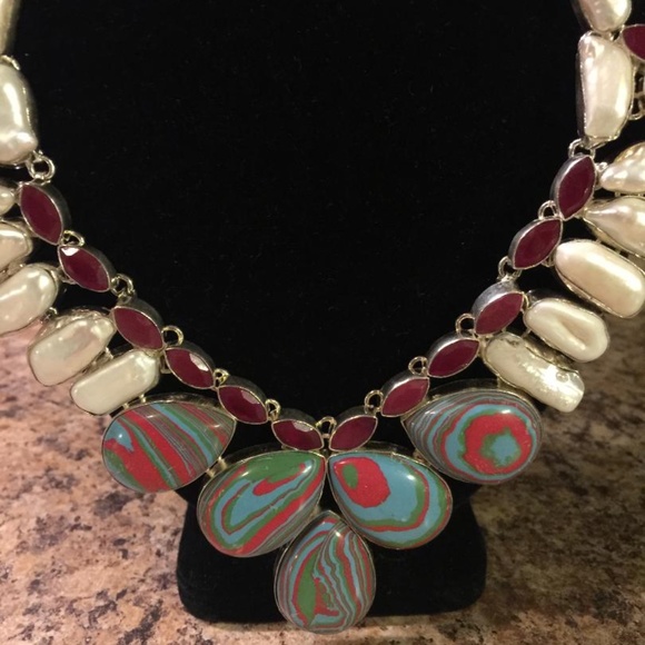 🌹Stunning Multi-Colored Necklace, beautiful faux stones set in Sterling. - Picture 2 of 4